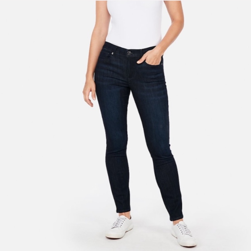 Express Super Skinny Mid Rise Jeans NWT